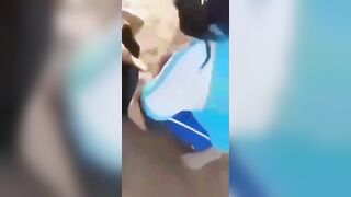 Full clip mấy e cấp Two đánh nhau lột đồ ghê thật
