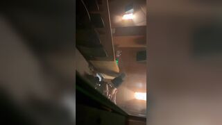 bắt qua tang bọn bây lén lút làm chuyện mờ ám lúc đêm khuya nhá!!