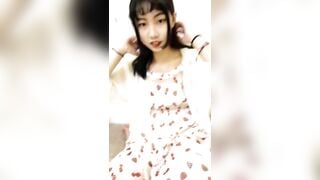 Bắt e gái bú cu đụ xong bắn luôn vào miệng bắt e gái nuốt tinh