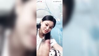 Bú cu Ny trên live