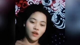 Nửa Đêm Con Nhỏ Em Hứng Lên Cho Tôi Xem Màn Show Vếu Của Nó Phần 5