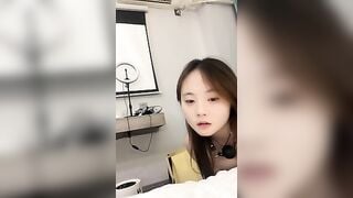 【是18呀】刚满18岁G奶学生_SM捆绑学狗爬道具足交啪啪！_3