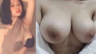 Clip Sex Thuý An 2k6 Gái Xinh Ngực Bự Thủ Dâm Siêu Nứng 2