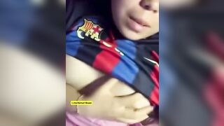 Em Học Sinh Mới Nhú Nứng Lồn Chảy Nước Ướt Hết Trơn 1