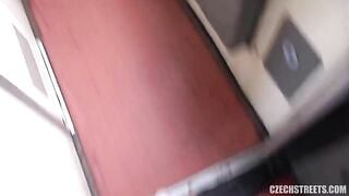 Checker tây địt hết gái ngon trên tàu lửa p1
