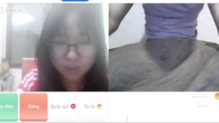 Ometv em gái mắt kính dâm đãng xem sục bằng sextoy