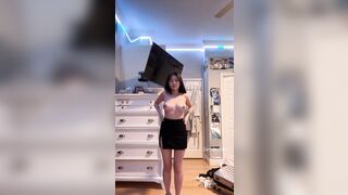 Quách Vân Anh 2k5 xinh gái nhà giàu thích khoe lồn cho mọi người xem