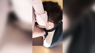 Hắn nhắn: "a muốn BL e? "."Okkk".Nhỏ túm tóc ghì đầu hắn: "Bú đi, bú mạnh v,.."