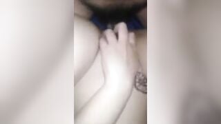 Bắn tinh không sót một giọt nào vào lồn con em họ