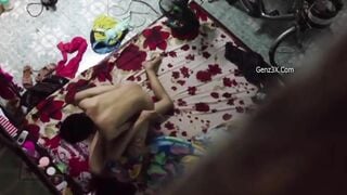 Clip Hot Rình Mái Nhà Xem Vợ Chồng Hàng Xóm Địt Nhau