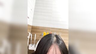 Em Gái Live Show Hàng Thủ Dâm Phần 7