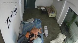 Clip Hot Vừa Cho Con Bú Vừa Đưa Mông Cho Chồng Địt