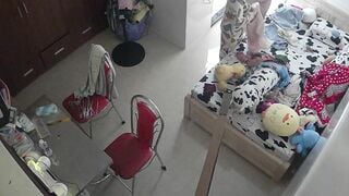 Hai mẹ con 2