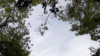 Ông nội đánh sưng cả đít cô cháu gái