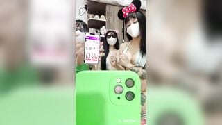 Tổ đội gái xinh đẹp live show hàng