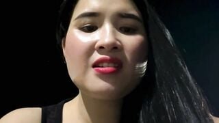 Chị mb vú to dâm đãng vừa thể dục vừa gạ trai trẻ