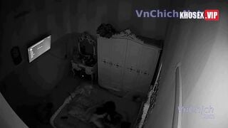 Hack Camera Loạn luân bố chồng chịch con dâu dâm đãng khi chồng đi vắng (Bản Full) 2