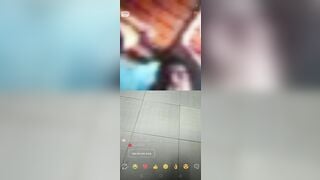 Gặp 2 bé dễ thương