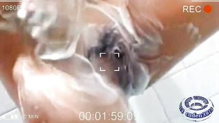 Quay lén nhà tắm công cộng p1
