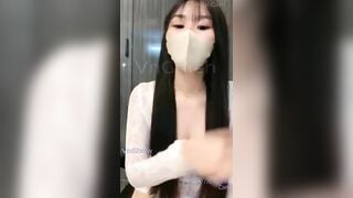 MMlive haly mời anh em vào ngắm lồn hồng mọng nước của em nó nhé
