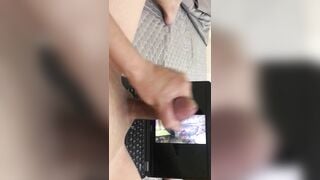 Nứng ko chịu đc với bướm nhamon