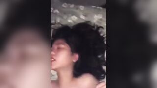 Phá trinh con bạn thân mới lớn giọng ngọt đang say rượu