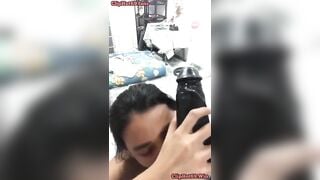 Cái mồm ko lông cái lồn ko đáy, Cu Đen khủng bú nhét lồn