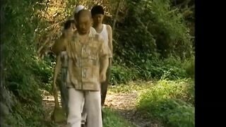 Cô gái để 3 tên chủ nợ đụ để trừ nợ ngoài đồng