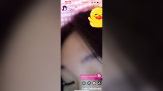 Em gái honeycam mà ae đang săn đón đây