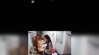 Em học sinh ở nhà với em trai cởi trần truồng phản cảm