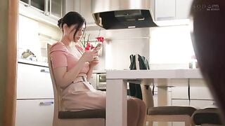 Decensored Housewife Rei Kamiki