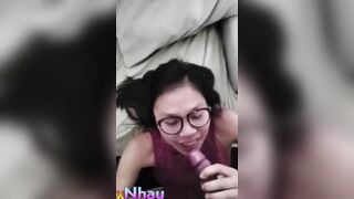 Bắn tinh vào mặt con đĩ đeo kính cận dâm đãng 2