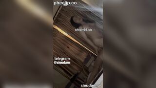 Em Rau Công Nhân Cạo Lông Lồn Sạch Sẽ Địt Cho Nó Phê