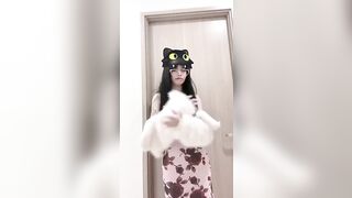 Em idol tiktok