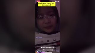 Cực phẩm gái lồn non thủ dâm vạch vú hỏi bạn thân to ko r móc 3
