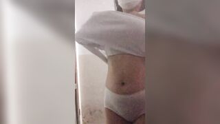 Gái múp 2k5 show hàng