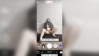 Em gái đam mê public thích khoe lồn ngoài đường và gạ tình ng lạ P7