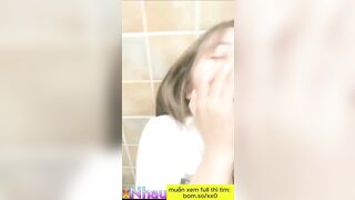Em học sinh cấp 2 bị, thầy giáo sàm sỡ --- dâm trong nhà wc 4