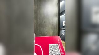Ellen Thomas Roni Helo tất cả ae