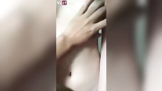 Dùng tiền gạ người lạ bú cu ở Trạm xe buss xuất tinh lên mặt