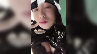 Clip Sex Như Hảo Ngực Siêu Khủng Tự Sướng Khi Tắm Rửa 2