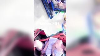 Cô gái khoe lồn trước mặt người lạ 23