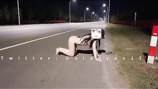 Cô gái khoe lồn trước mặt người lạ 28