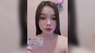 gái xinh vú khủng vay tiền