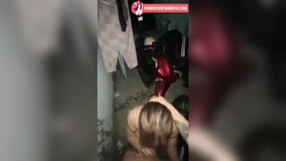 Súc vật, Nửa đêm lôi con e hàng xóm ra nhà để xe bú cu bị phát hiện