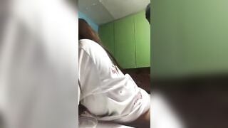 Thanh niên rủ người yêu qua nhà địt