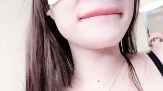 Gái Xinh Dáng Ngon Dâm Đãng Live Thủ Dâm Phần 18