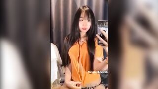 Em loli mình dây học sinh dâm đãng vú to hàng non khoe hàng kích thích