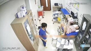 Bệnh viện đặt camera quay lén chị em khám phụ khoa 2