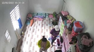 Hack cam gái xinh